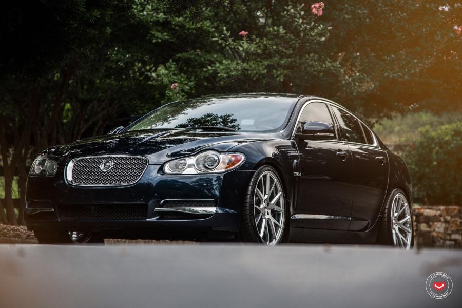 Jaguar XF on Vossen Wheels (VPS-306) '2017